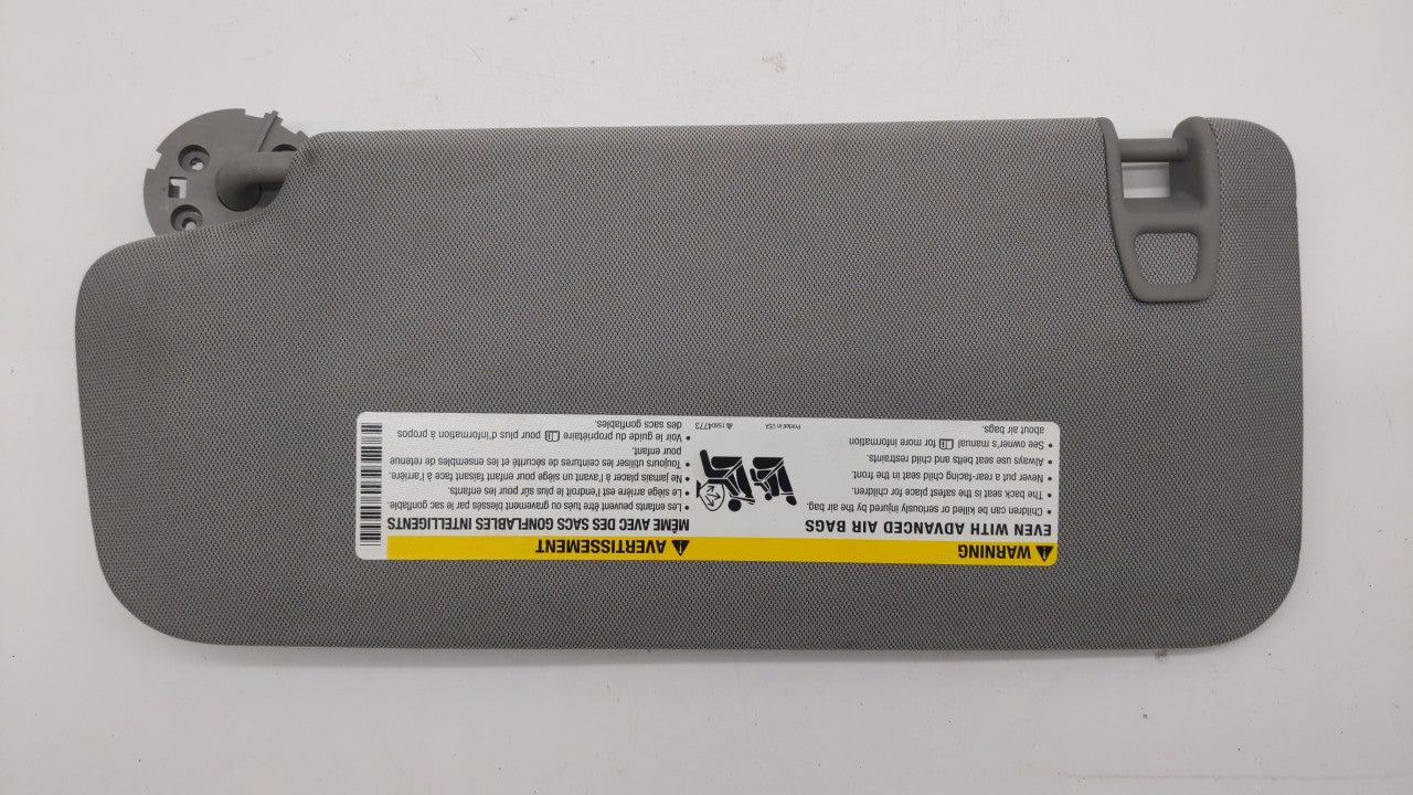 2017-2021 Chevrolet Trax Sun Visor Shade Replacement Passenger Right Mirror Fits Fits 2017 2018 2019 2020 2021 OEM Used Auto