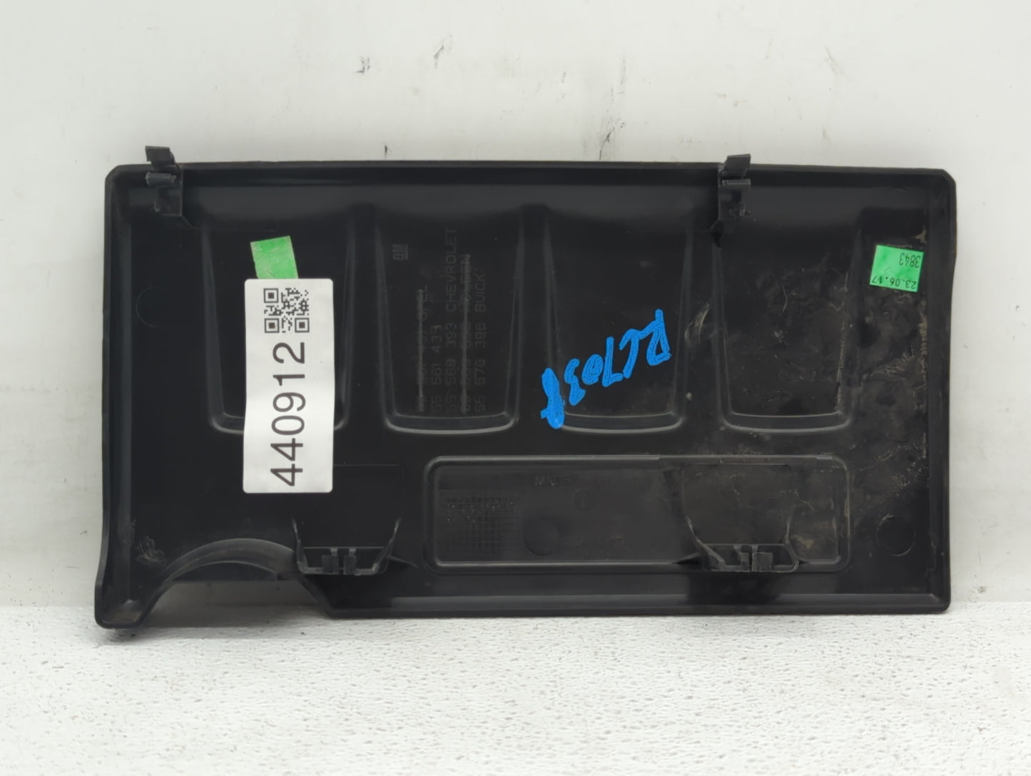 2018 Chevrolet Trax Engine Cover - Oemusedautoparts1.com
