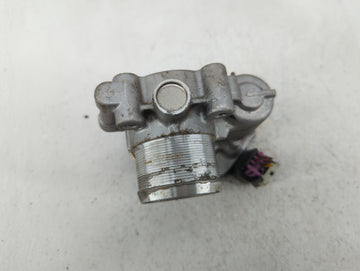 2018 Chevrolet Trax Throttle Body P/N:55565489 12632101CA Fits Fits 2012 2013 2014 2015 OEM Used Auto Parts