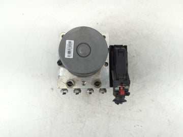 2017-2021 Chevrolet Trax ABS Pump Control Module Replacement P/N:42643519 Fits Fits 2017 2018 2019 2020 2021 OEM Used Auto Parts