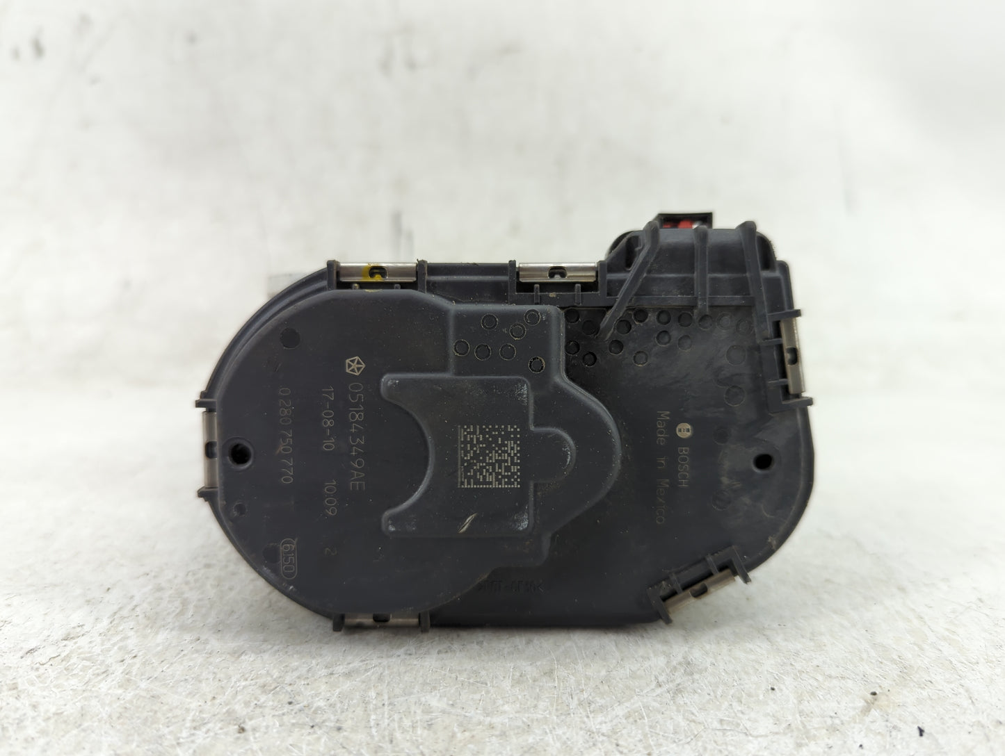2011-2022 Chrysler 300 Throttle Body P/N:05184349AE 0 280 750 770 Fits OEM Used Auto Parts - Oemusedautoparts1.com