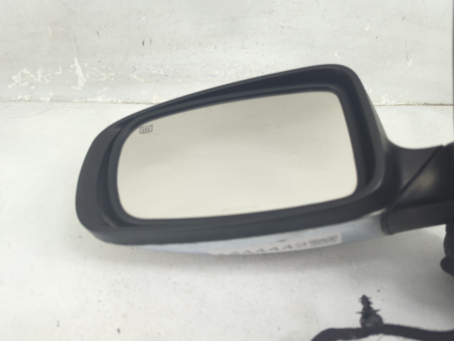 2015-2021 Chrysler 300 Driver Side View Mirror - Left Door Mirror OEM Used - Oemusedautoparts1.com
