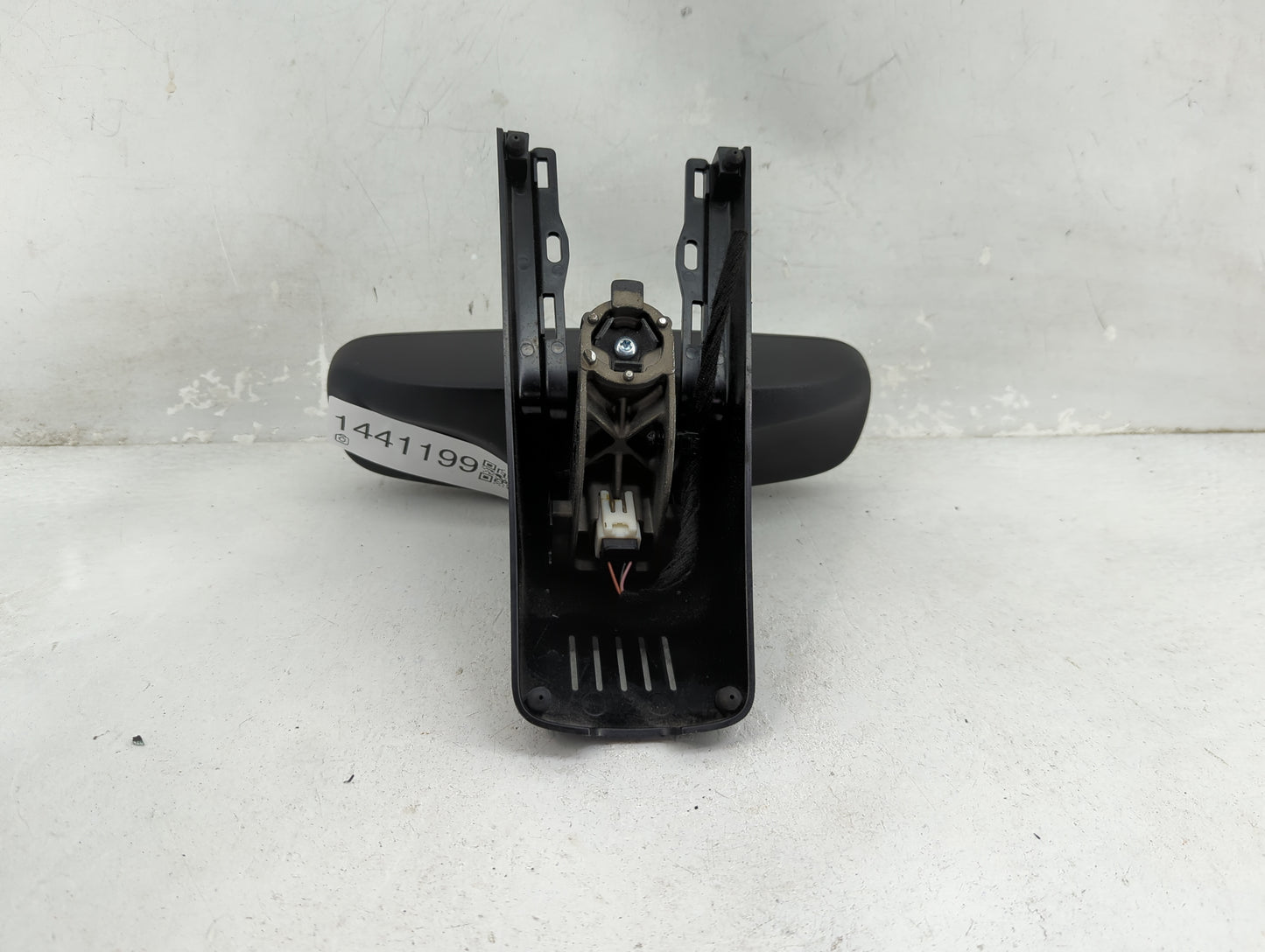 2018 Chrysler Pacifica Interior Rear View Mirror Replacement OEM P/N:68347419AA Fits OEM Used Auto Parts - Oemusedautoparts1