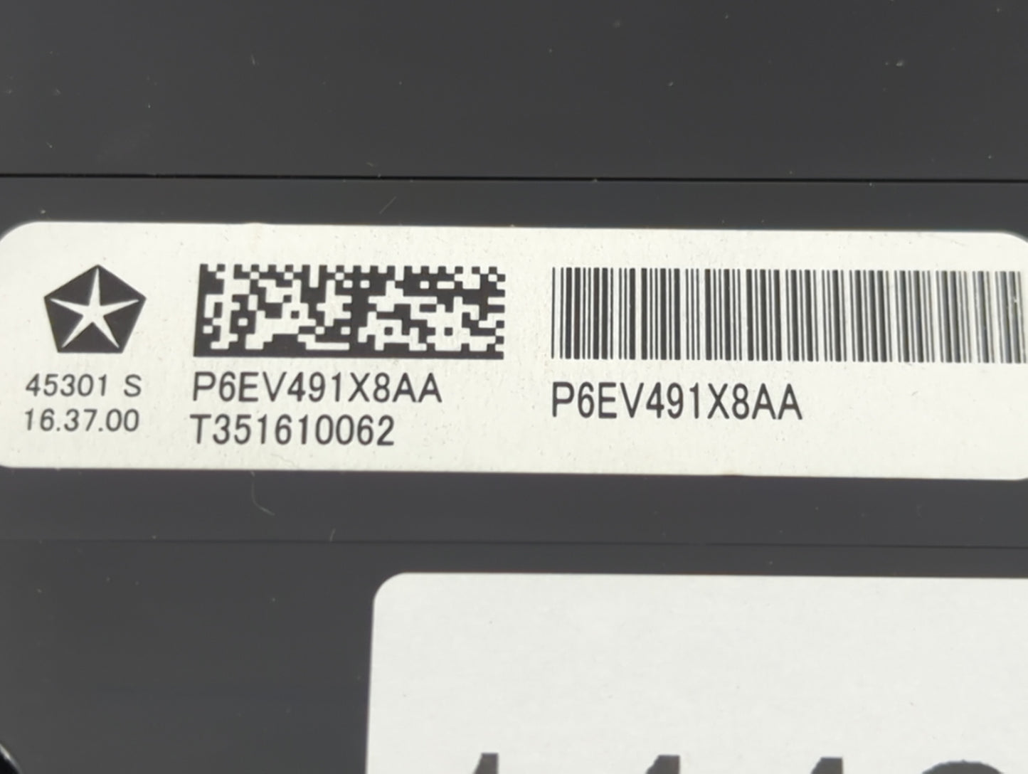 2018 Chrysler Pacifica Climate Control Module Temperature AC/Heater Replacement P/N:P6EV491X8AA Fits OEM Used Auto Parts - O