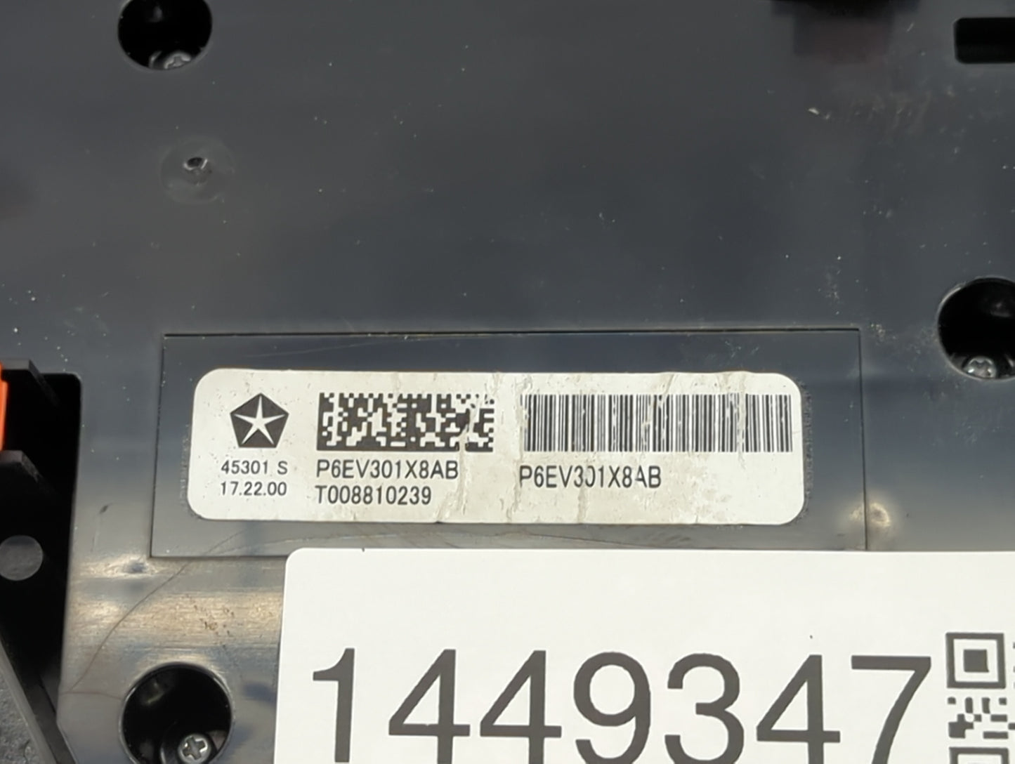 2018-2020 Chrysler Pacifica Climate Control Module Temperature AC/Heater Replacement P/N:P6EV301X8AB Fits Fits 2018 2019 202