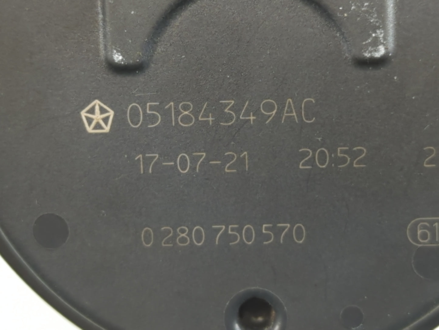 2017-2022 Chrysler Pacifica Throttle Body P/N:0 280 750 570 05184349AC Fits OEM Used Auto Parts - Oemusedautoparts1.com