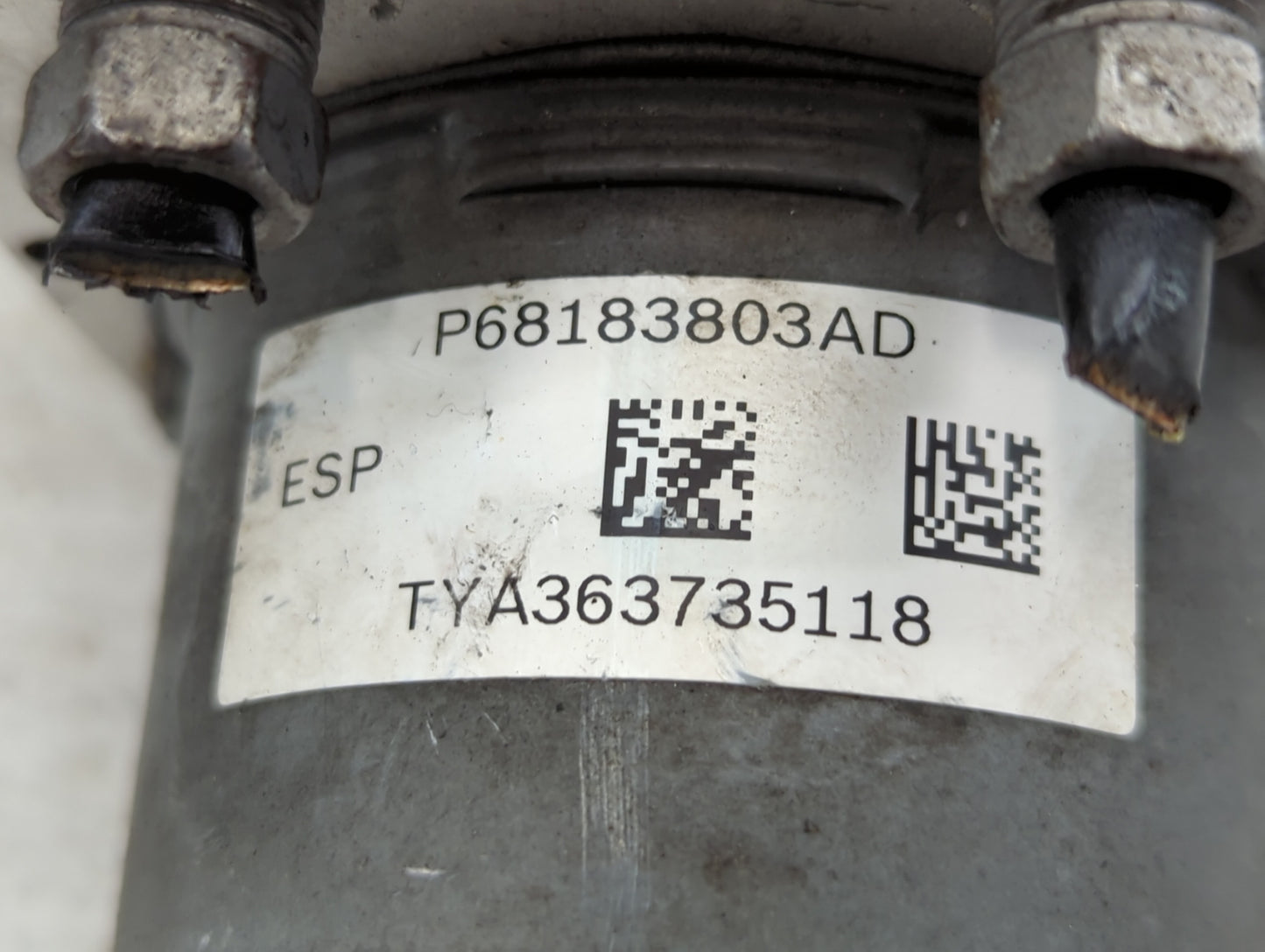 2018 Dodge Caravan ABS Pump Control Module Replacement P/N:P68183803AD Fits Fits 2015 2016 2017 2019 2020 OEM Used Auto Part