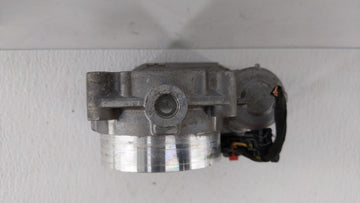2011-2018 Dodge Challenger Throttle Body P/N:05184349AF 05184349AD Fits Fits 2011 2012 2013 2014 2015 2016 2017 2018 2019 OEM Used Auto Parts