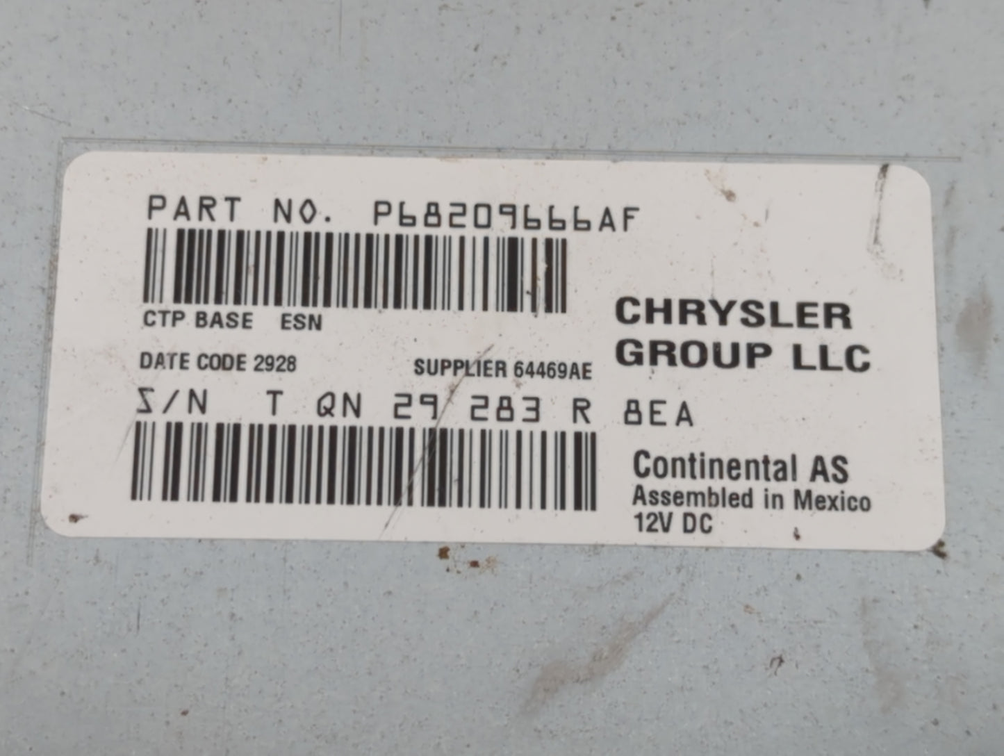 2018-2020 Dodge Journey Radio AM FM Cd Player Receiver Replacement P/N:P68209666AF Fits Fits 2018 2019 2020 OEM Used Auto Pa