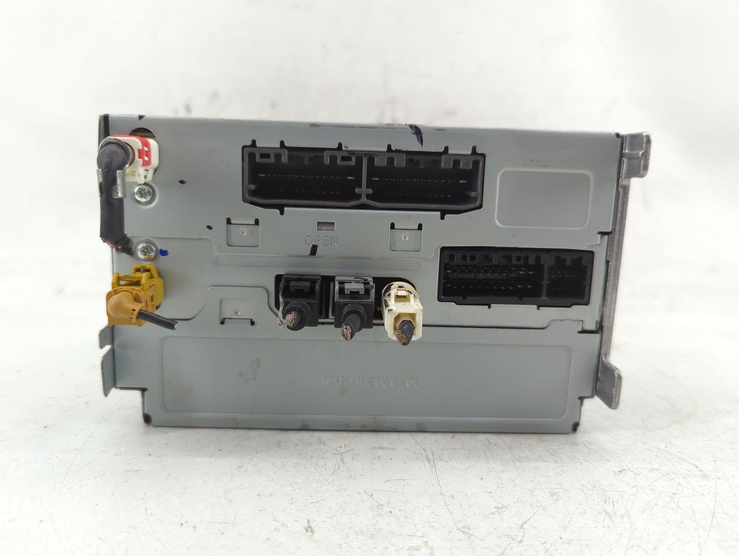 2018-2020 Dodge Journey Radio AM FM Cd Player Receiver Replacement P/N:P68342287AC Fits Fits 2018 2019 2020 OEM Used Auto Pa