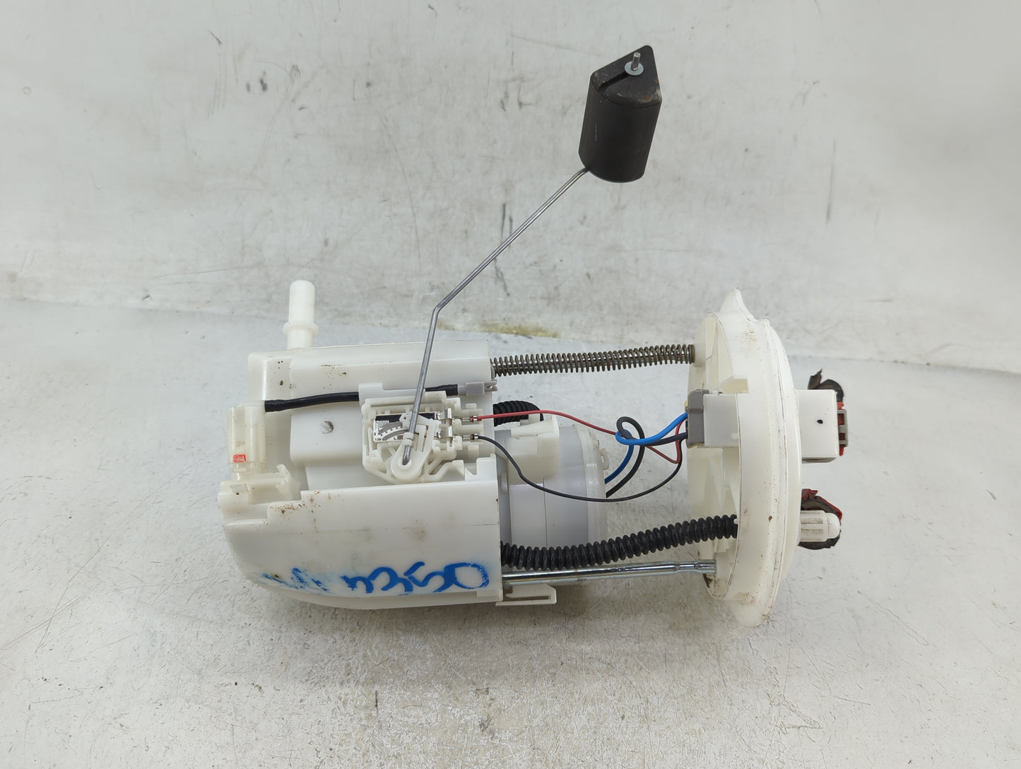 2009-2019 Dodge Journey Electrical Gas Fuel Pump Assembly - Oemusedautoparts1.com