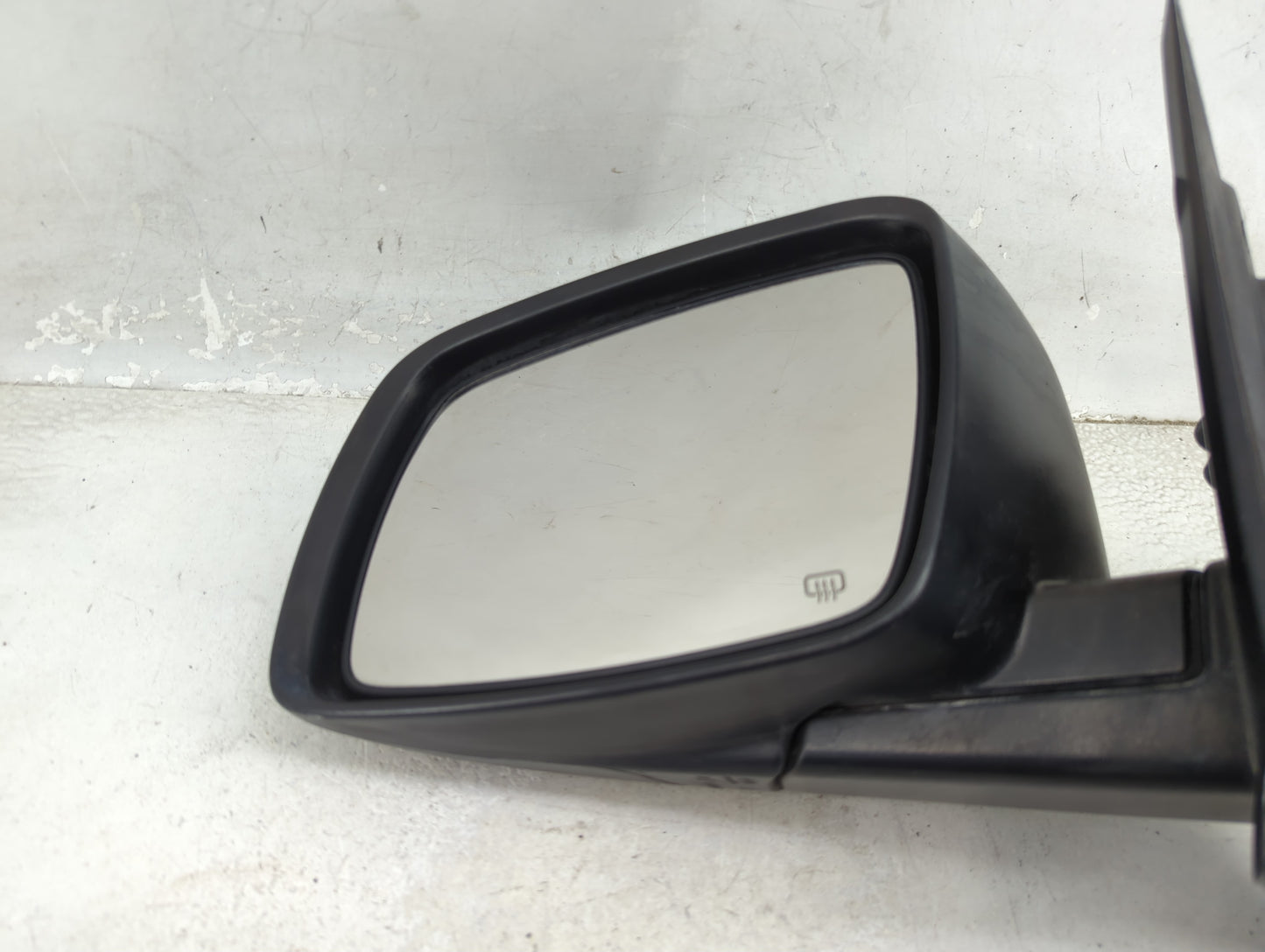 2018 Dodge Journey Driver Side View Mirror - Left Door Mirror OEM Used - Oemusedautoparts1.com