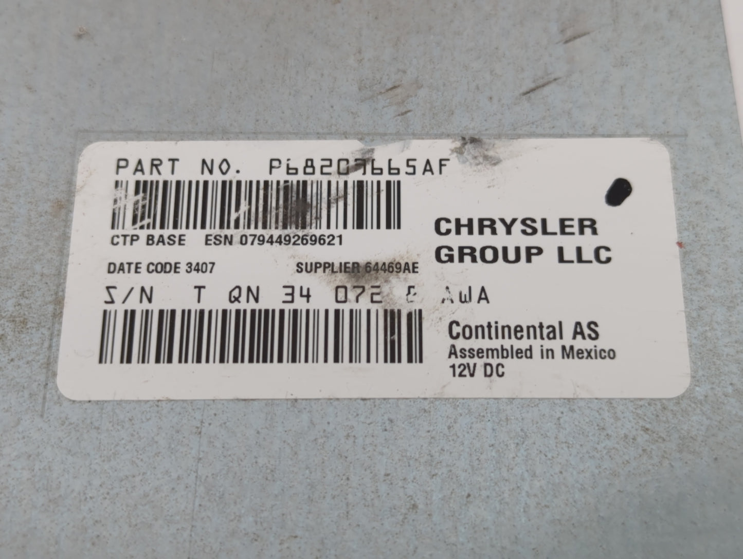 2018-2020 Dodge Journey Radio AM FM Cd Player Receiver Replacement P/N:P68207665AF Fits Fits 2018 2019 2020 OEM Used Auto Pa