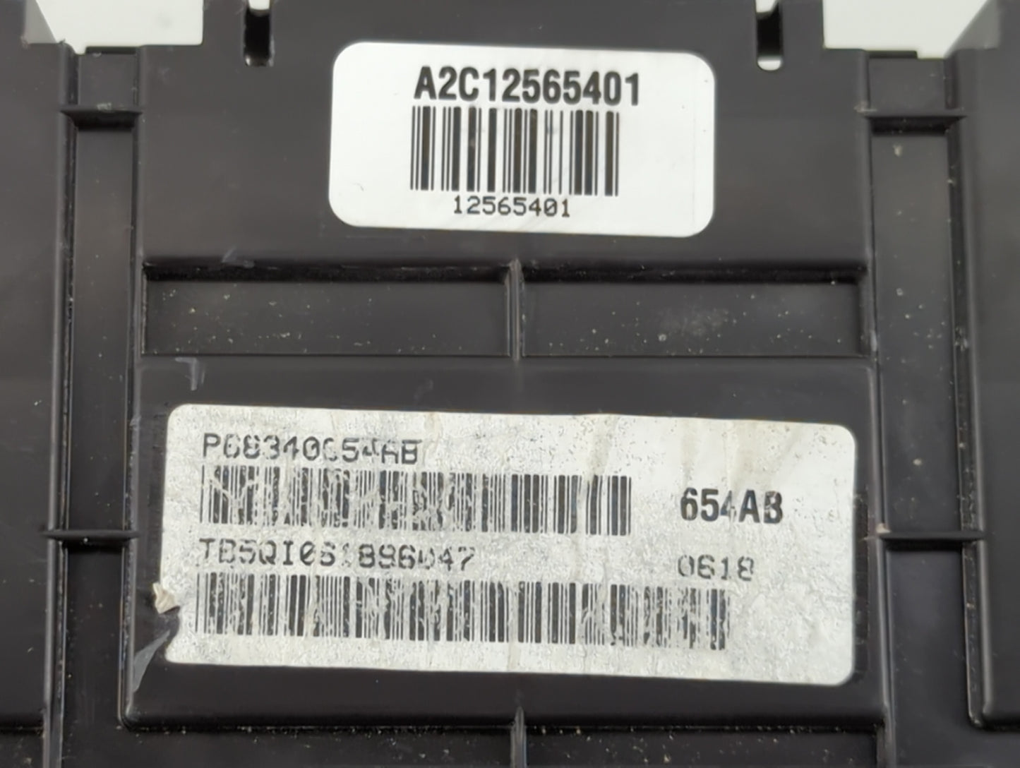 2018 Dodge Ram 1500 Instrument Cluster Speedometer Gauges P/N:P68340654AB Fits OEM Used Auto Parts - Oemusedautoparts1.com