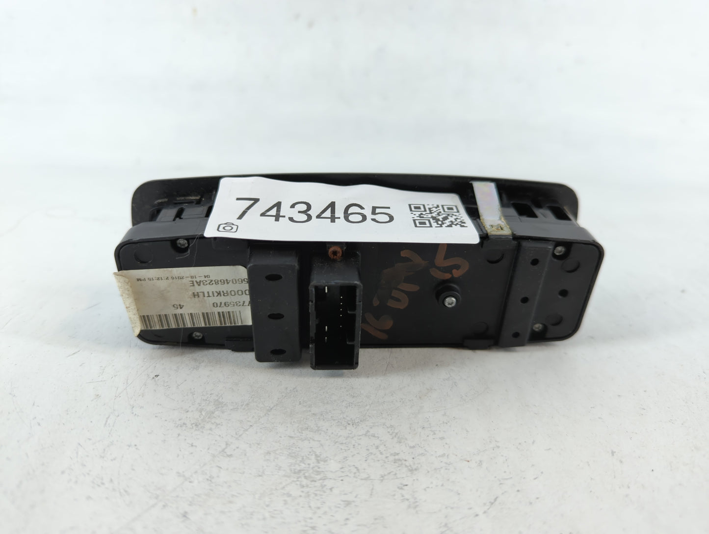 2018 Dodge Ram 1500 Master Power Window Switch Replacement Driver Side Left P/N:P56046823AE Fits OEM Used Auto Parts - Oemus