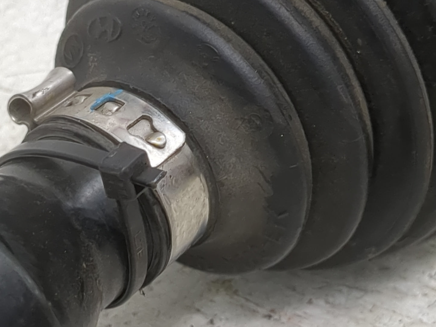 2018 Fiat 500 Axle Shaft Front Passenger Cv C/v - Oemusedautoparts1.com