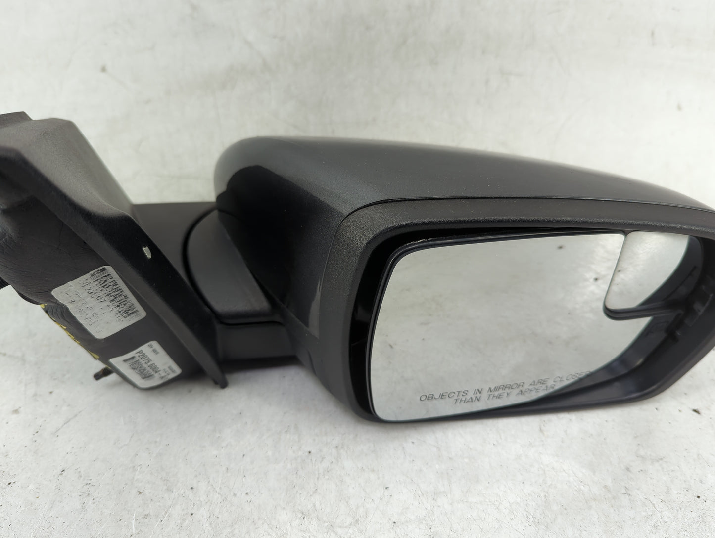 2015-2018 Ford Edge Passenger Side View Mirror - Right Door Mirror OEM Used - Oemusedautoparts1.com