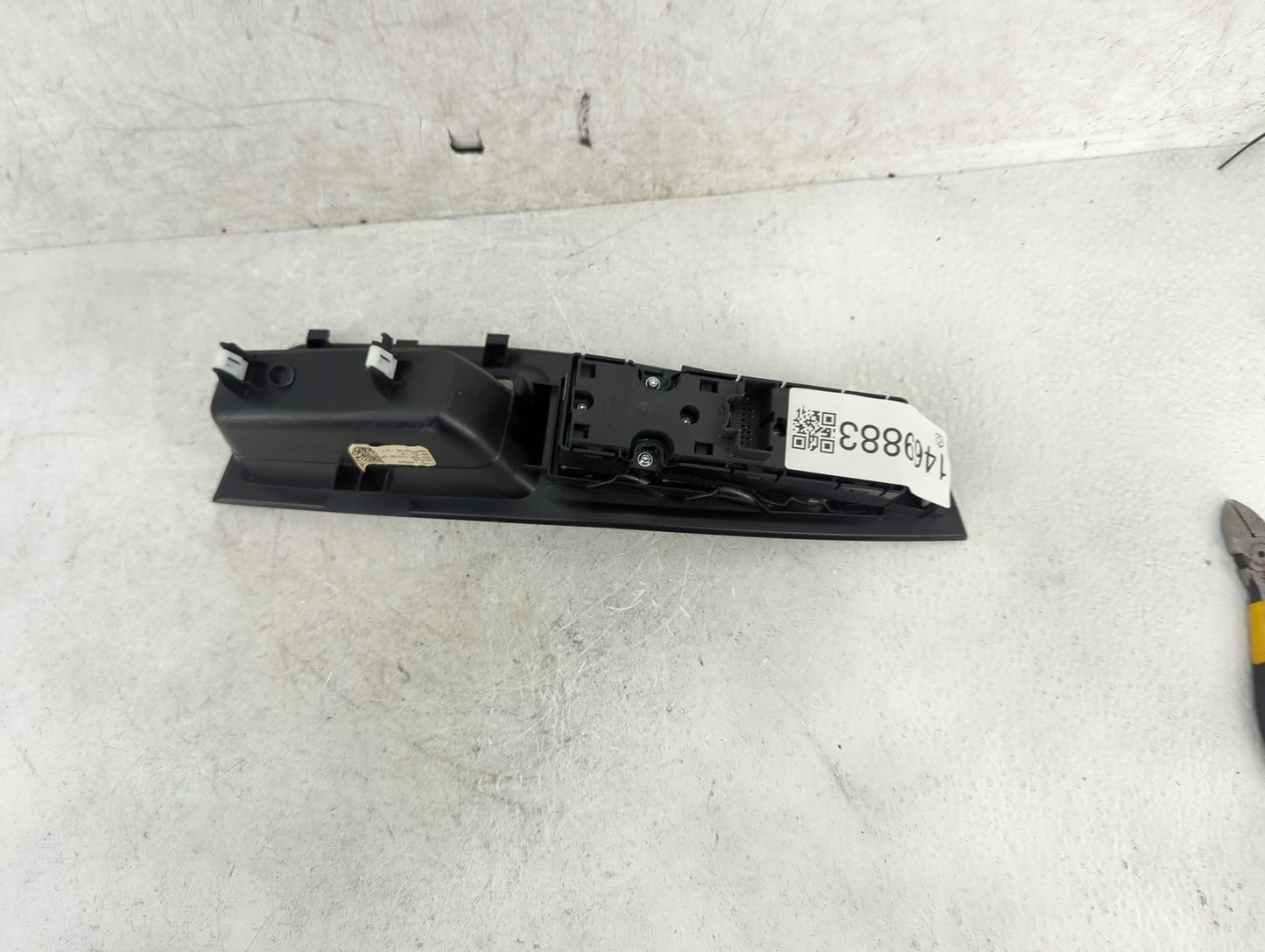 2016-2020 Ford Edge Master Power Window Switch Replacement Driver Side Left P/N:FT4B-14A564 R63ZHE Fits OEM Used Auto Parts