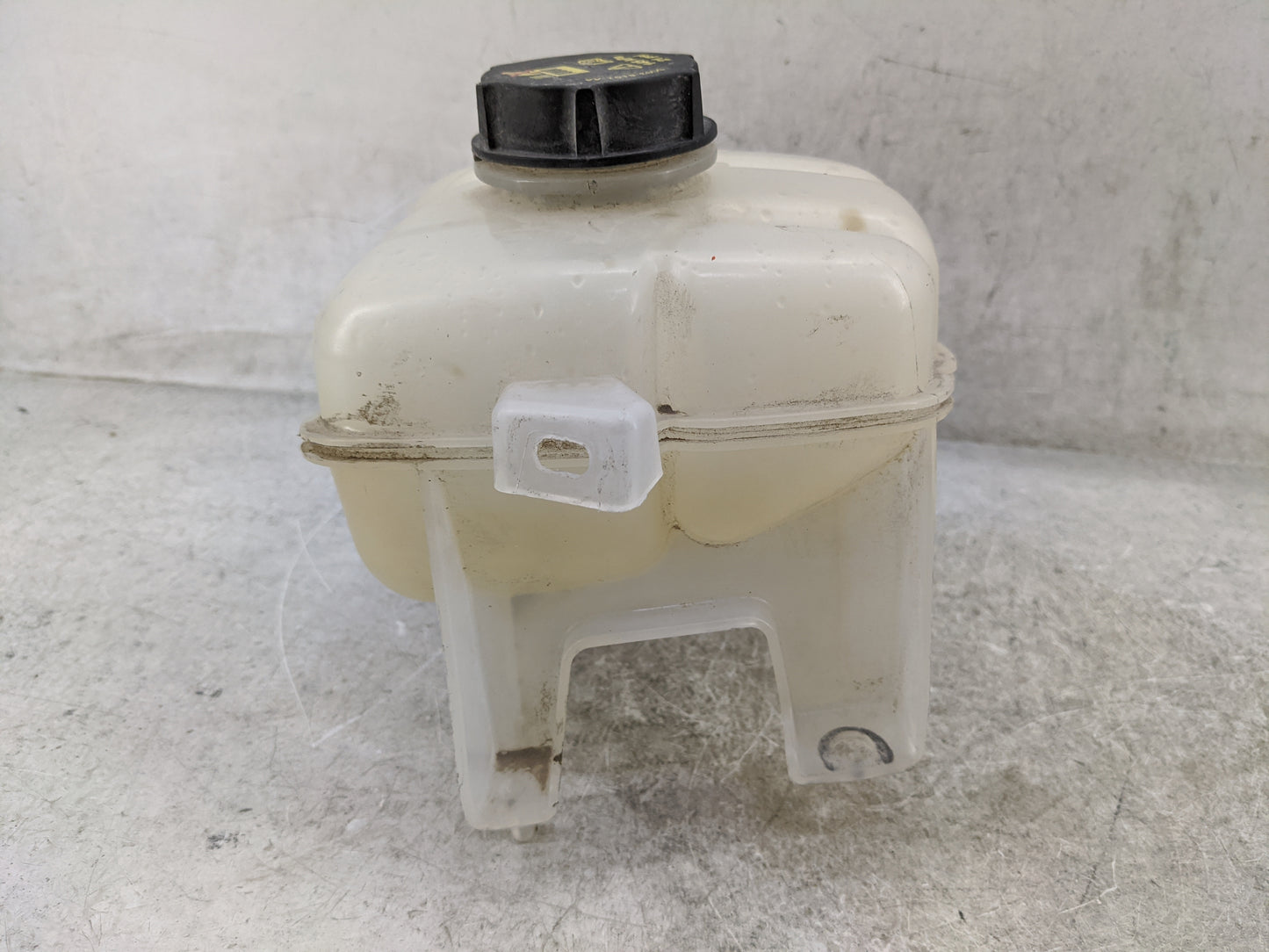 2015-2020 Ford Edge Radiator Coolant Overflow Expansion Tank Bottle 1476942 - Oemusedautoparts1.com