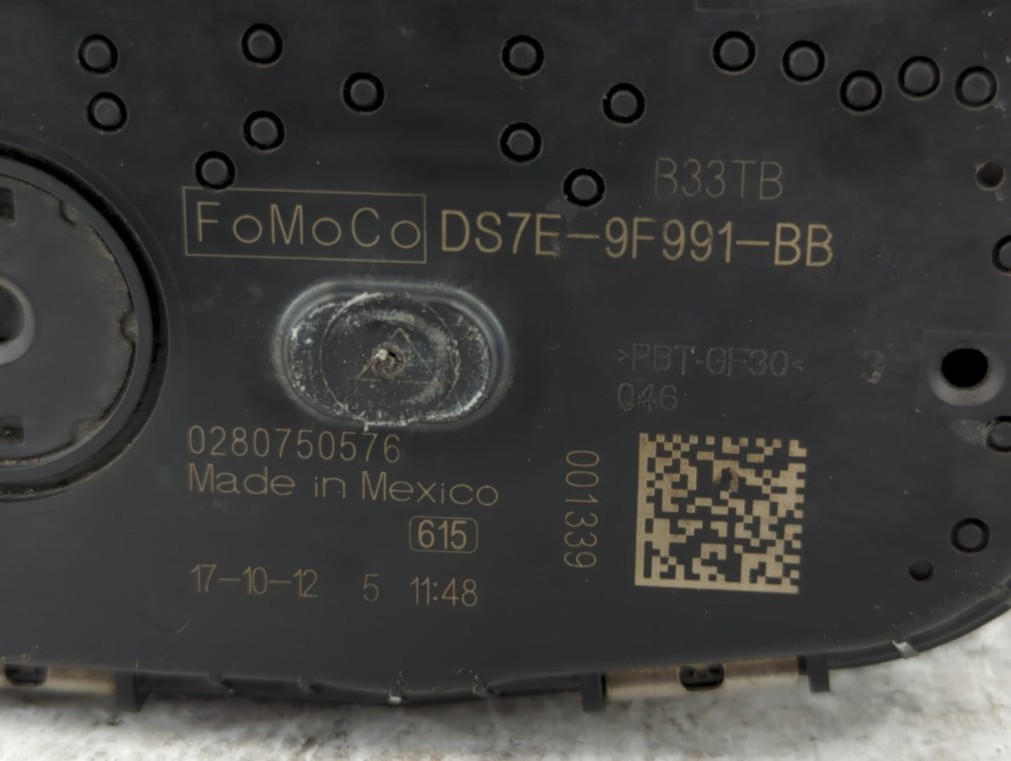 2015-2018 Ford Edge Throttle Body P/N:DS7E-9F991-BB Fits Fits 2014 2015 2016 2017 2018 2019 2020 2021 2022 OEM Used Auto Par