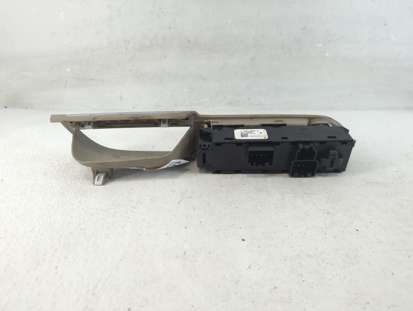 2013-2019 Ford Escape Master Power Window Switch Replacement Driver Side Left P/N:BM5T-14A132-AB Fits OEM Used Auto Parts -
