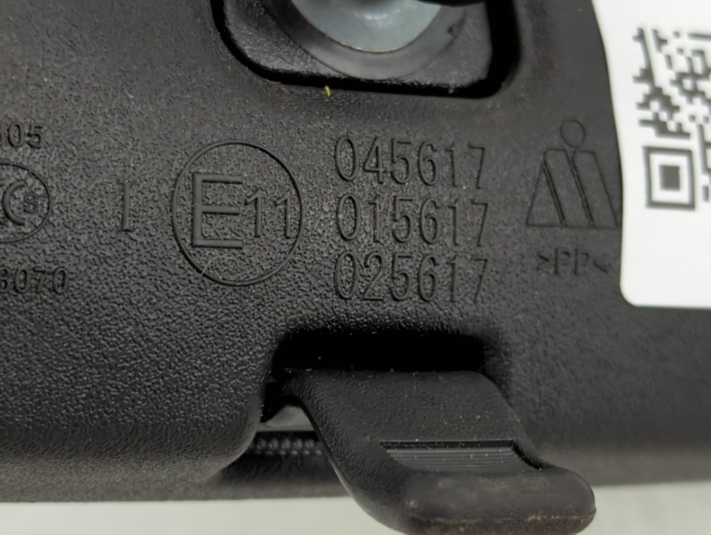 2017-2019 Ford Escape Interior Rear View Mirror Replacement OEM P/N:E11015617 E11045617 Fits Fits 2015 2016 2017 2018 2019 O