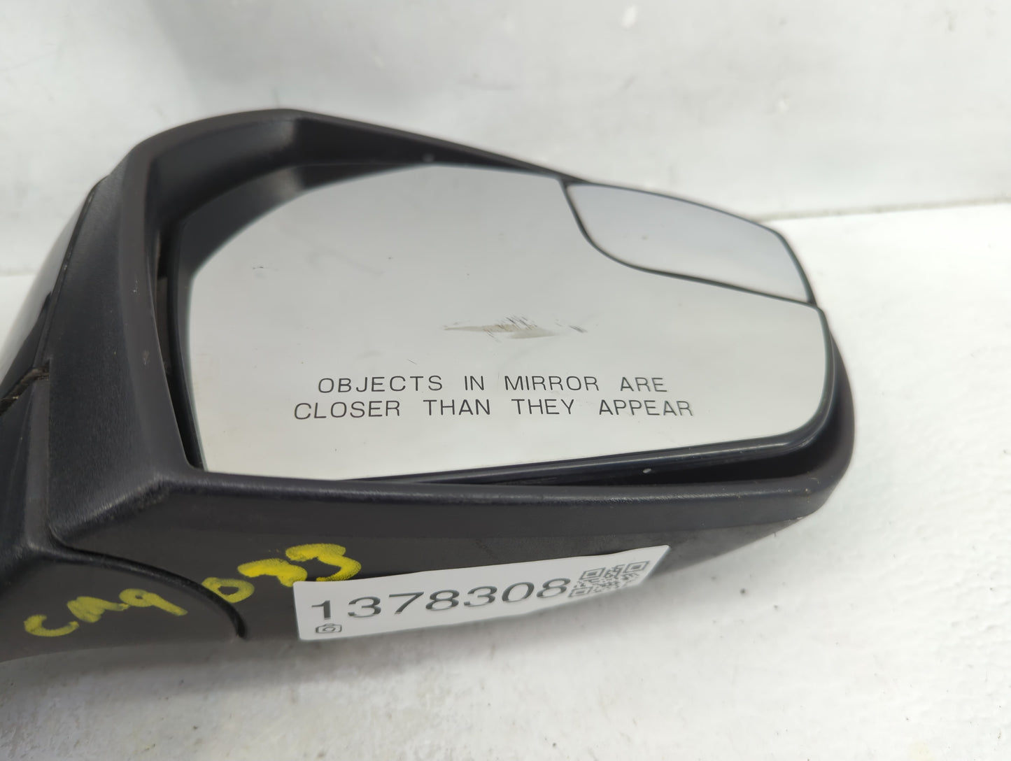2017-2019 Ford Escape Passenger Side View Mirror - Right Door Mirror OEM Used - Oemusedautoparts1.com