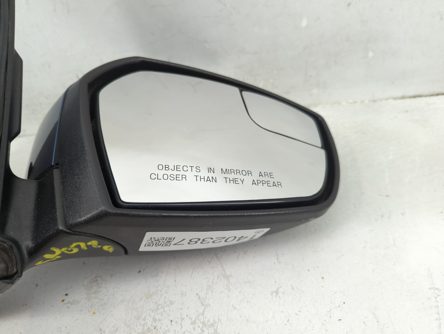 2017-2019 Ford Escape Passenger Side View Mirror - Right Door Mirror OEM Used - Oemusedautoparts1.com