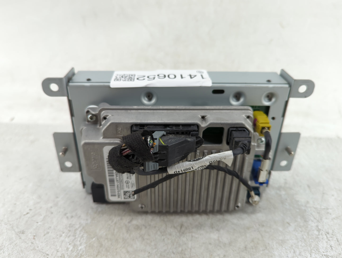 2016-2019 Ford Escape Information Display Screen - Oemusedautoparts1.com