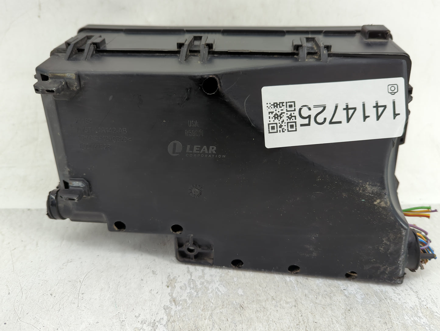 2018 Ford Escape Fusebox Fuse Box Panel Relay Module P/N:AV6T-14A067-AD Fits OEM Used Auto Parts - Oemusedautoparts1.com