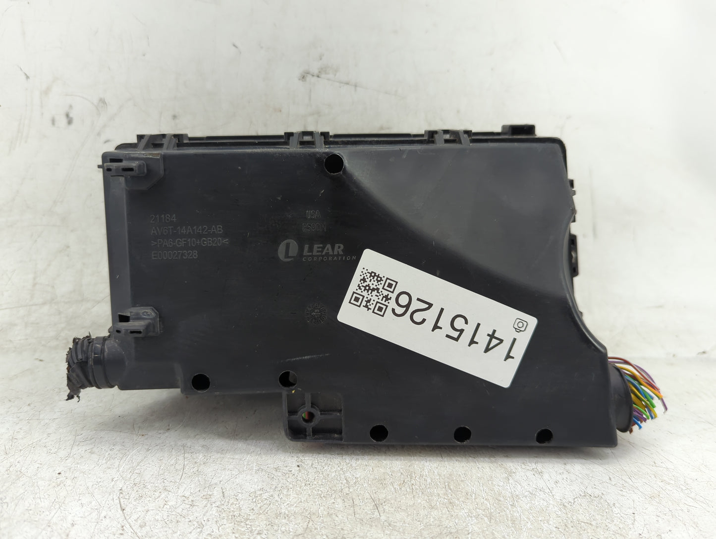 2018 Ford Escape Fusebox Fuse Box Panel Relay Module P/N:GJ7T-14A076-BA 19648 000 001, 21090 000 001 Fits OEM Used Auto Part
