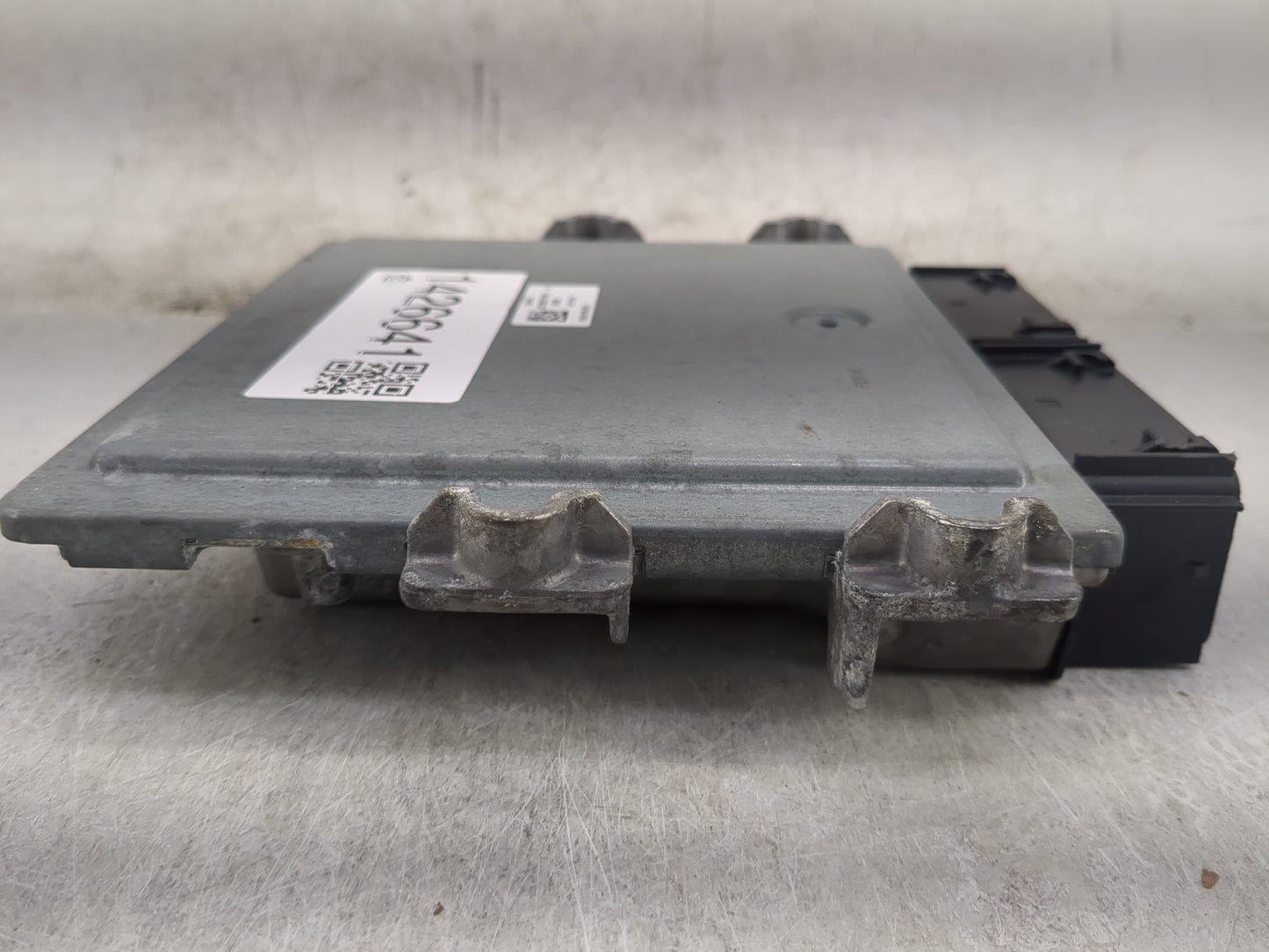 2017-2019 Ford Escape PCM Engine Control Computer ECU ECM PCU OEM P/N:HU5T-14F262-BA FV6A-12B684-AB Fits Fits 2017 2018 2019