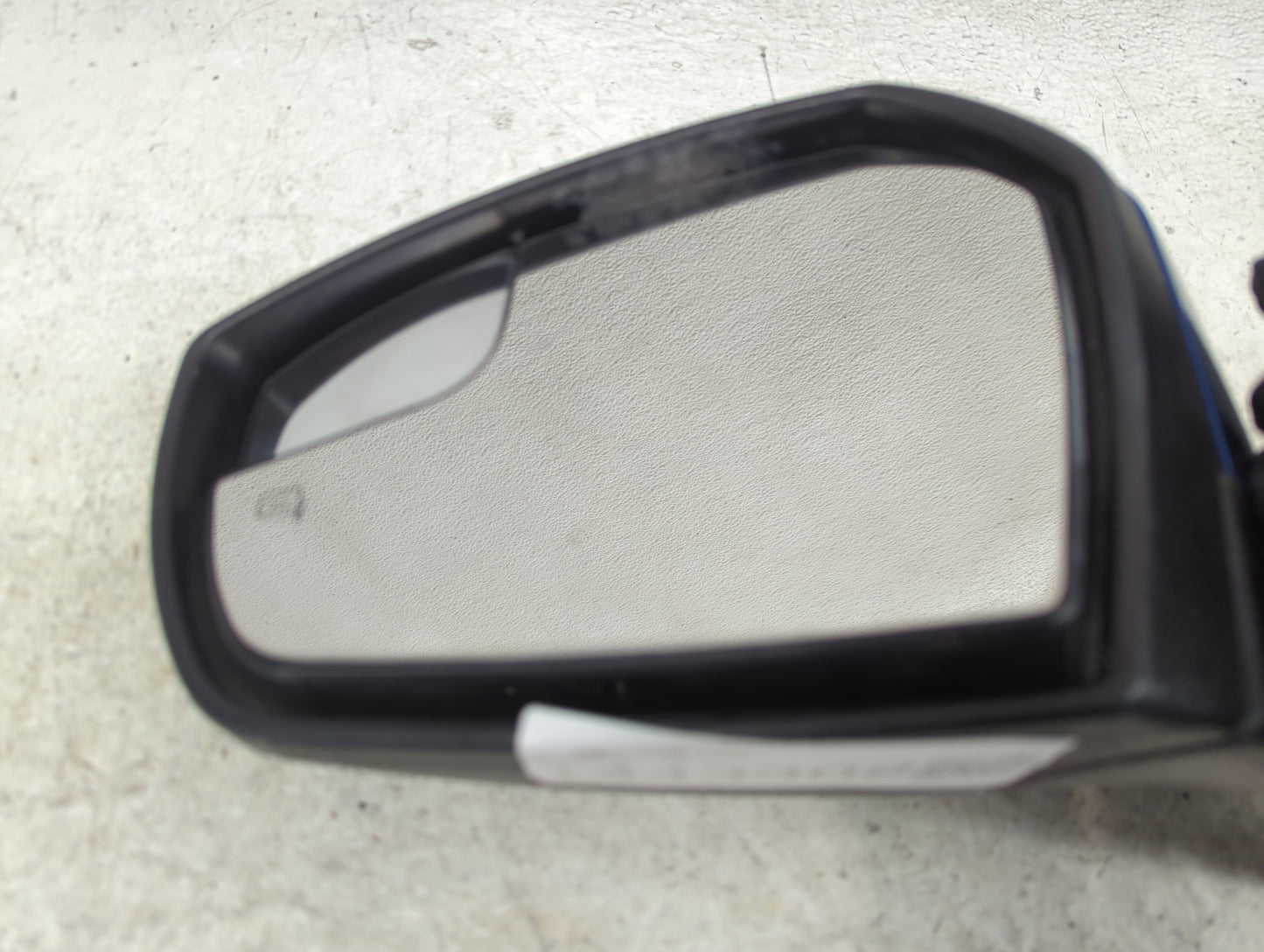 2017-2019 Ford Escape Driver Side View Mirror - Left Door Mirror OEM Used - Oemusedautoparts1.com