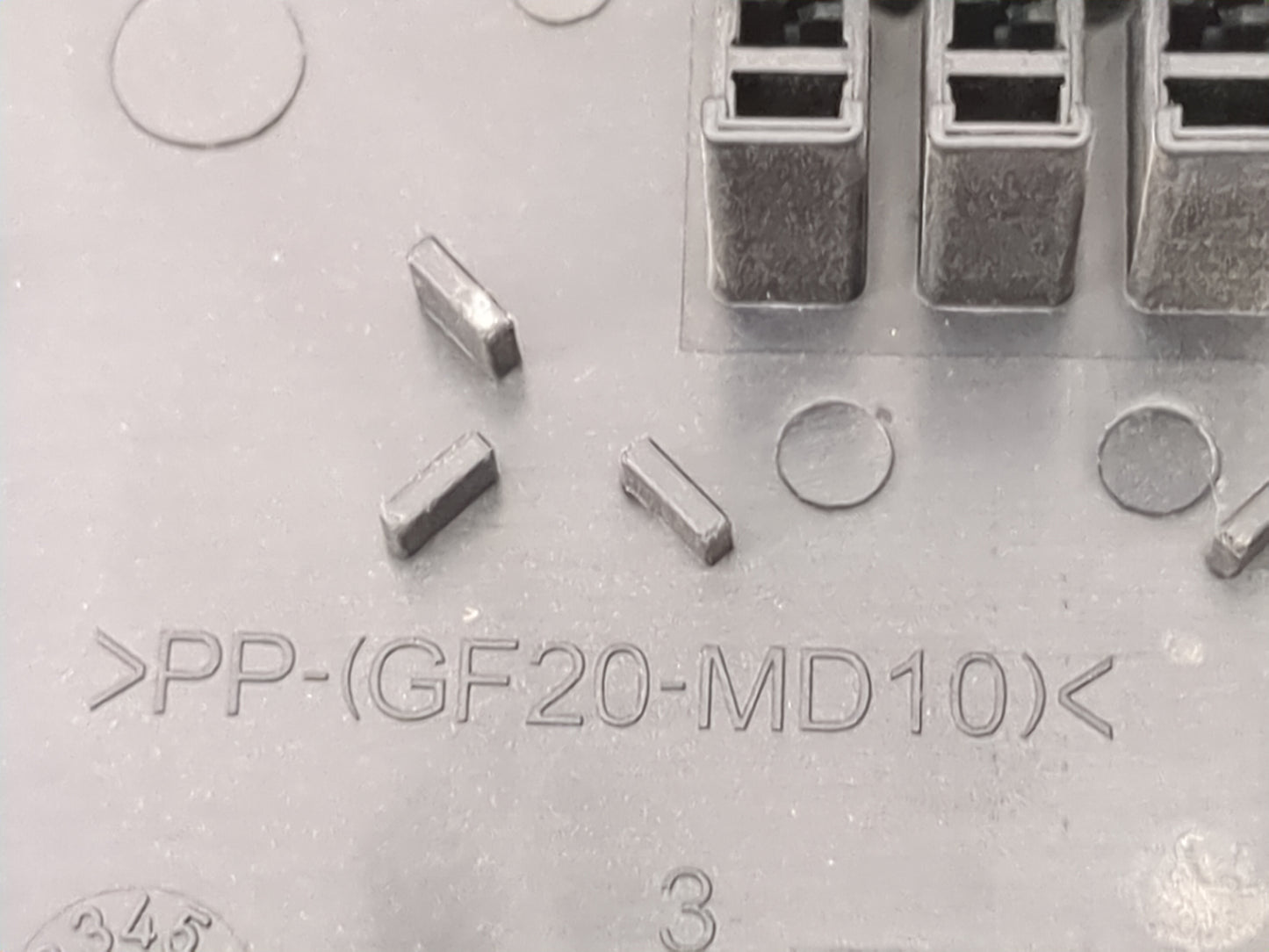 2018 Ford Escape Fusebox Fuse Box Panel Relay Module P/N:8T2T-14B192-BA Fits OEM Used Auto Parts - Oemusedautoparts1.com