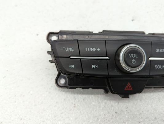 2018 Ford Escape Climate Control Module Temperature AC/Heater Replacement P/N:F1CT18K811HC Fits Fits 2019 OEM Used Auto Parts