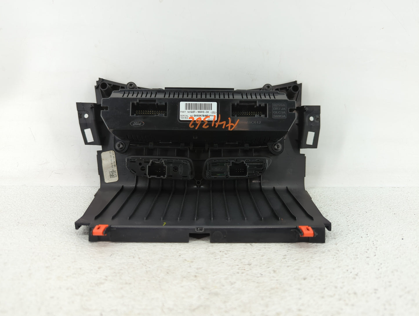 2018-2019 Ford Escape Climate Control Module Temperature AC/Heater Replacement P/N:GJ5T-18C612-CJ GJ5T-18C612-CH Fits OEM Us