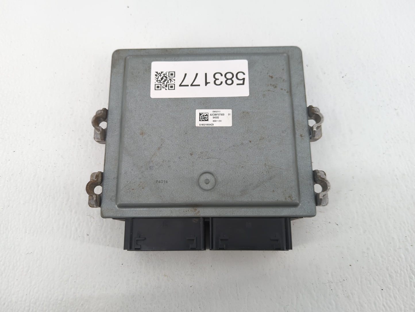 2017-2018 Ford Escape PCM Engine Control Computer ECU ECM PCU OEM P/N:HJ5A-12A650-MA Fits Fits 2017 2018 OEM Used Auto Parts