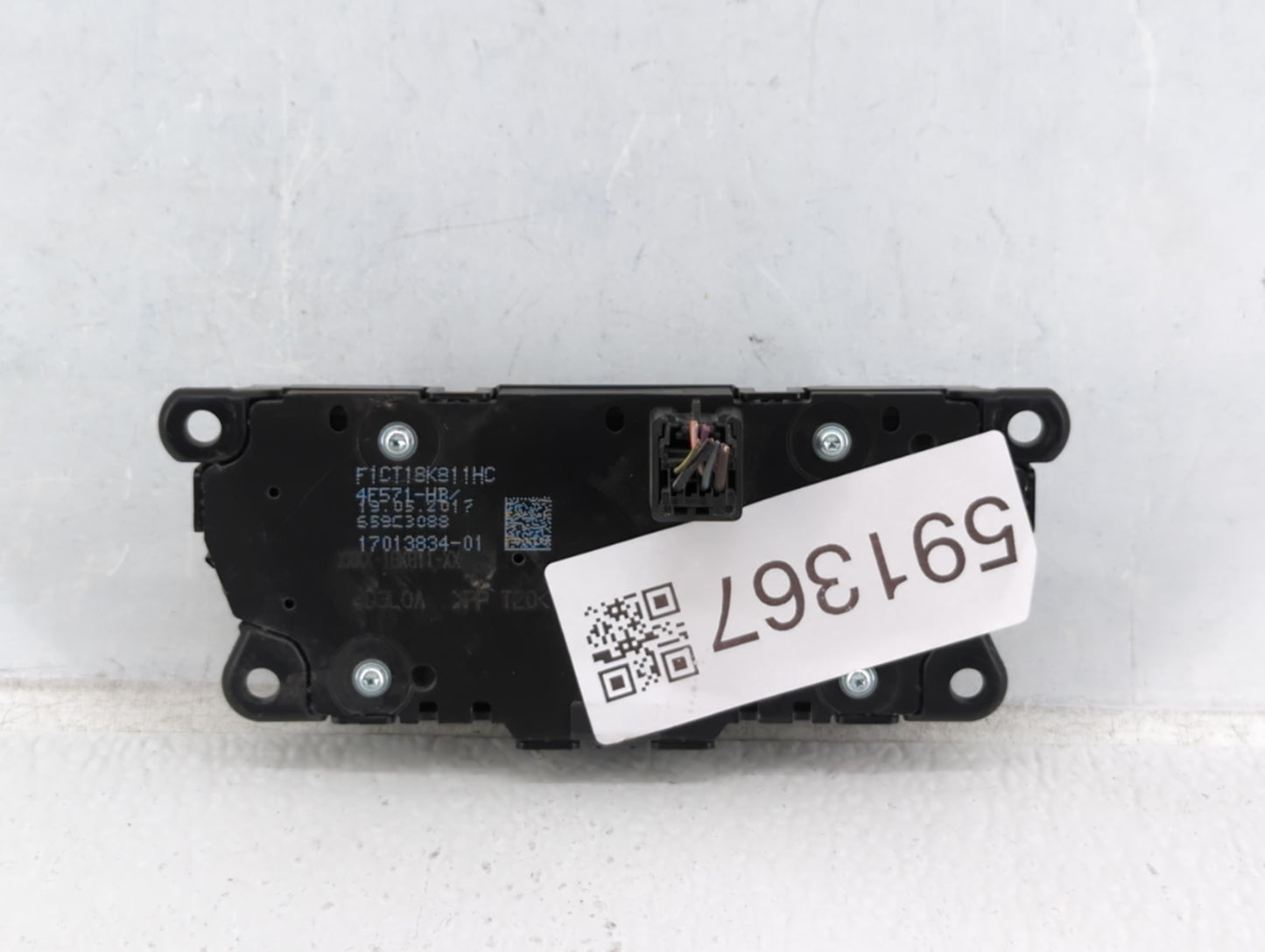2017-2019 Ford Escape Am Fm Cd Player Radio Receiver - Oemusedautoparts1.com