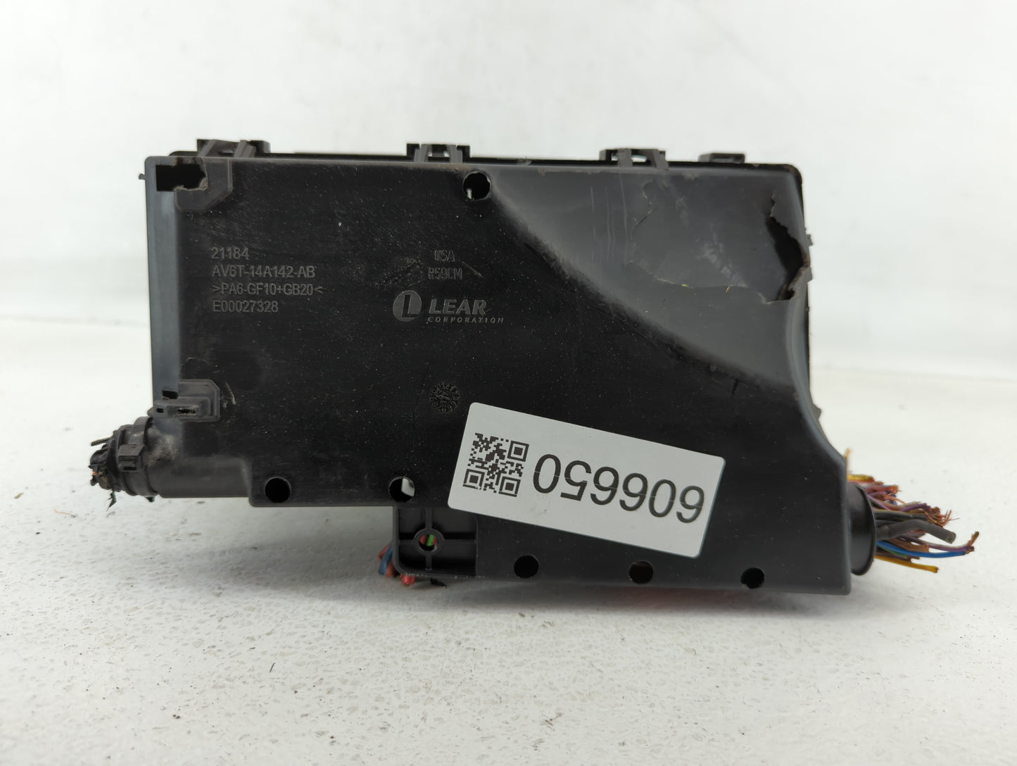 2018 Ford Escape Fusebox Fuse Box Panel Relay Module P/N:AV6T-14A067-AD Fits OEM Used Auto Parts - Oemusedautoparts1.com