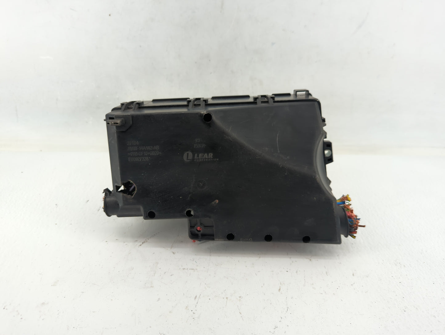 2018 Ford Escape Fusebox Fuse Box Panel Relay Module P/N:E02345500 AV6T-14A067-AD Fits OEM Used Auto Parts - Oemusedautopart
