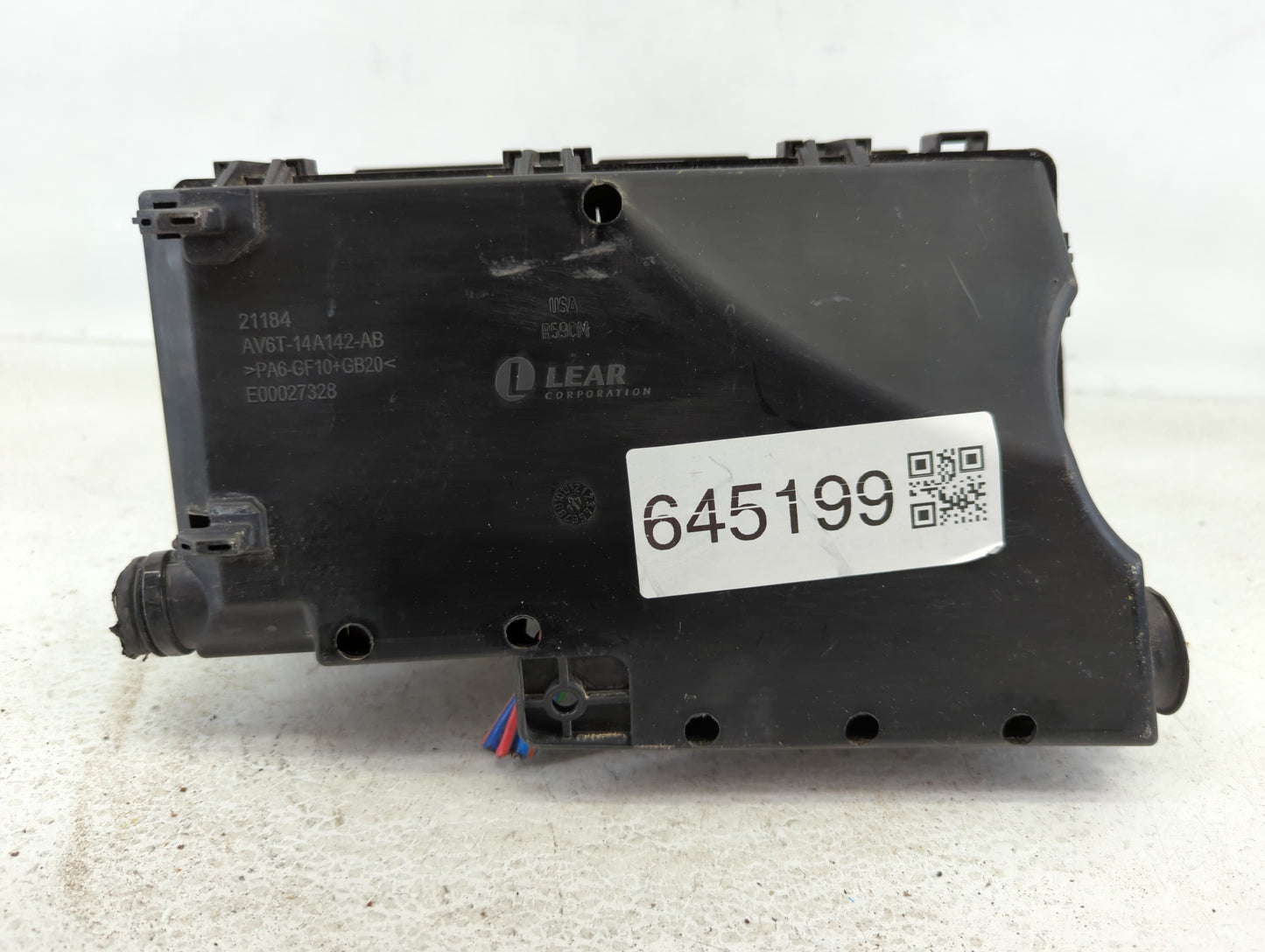 2018 Ford Escape Fusebox Fuse Box Panel Relay Module P/N:E02345500 AV6T-14A067-AD Fits OEM Used Auto Parts - Oemusedautopart