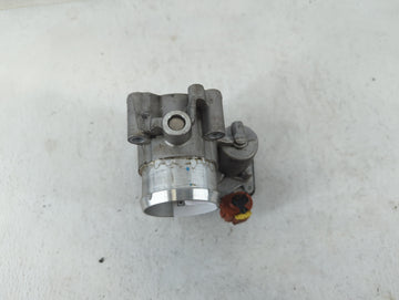 2017-2019 Ford Escape Throttle Body P/N:DS7G-9F991-CA Fits Fits 2014 2015 2016 2017 2018 2019 2020 OEM Used Auto Parts