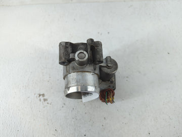 2017-2019 Ford Escape Throttle Body P/N:G-9F991-CA B18 017 5370 Fits Fits 2014 2015 2016 2017 2018 2019 2020 OEM Used Auto Parts