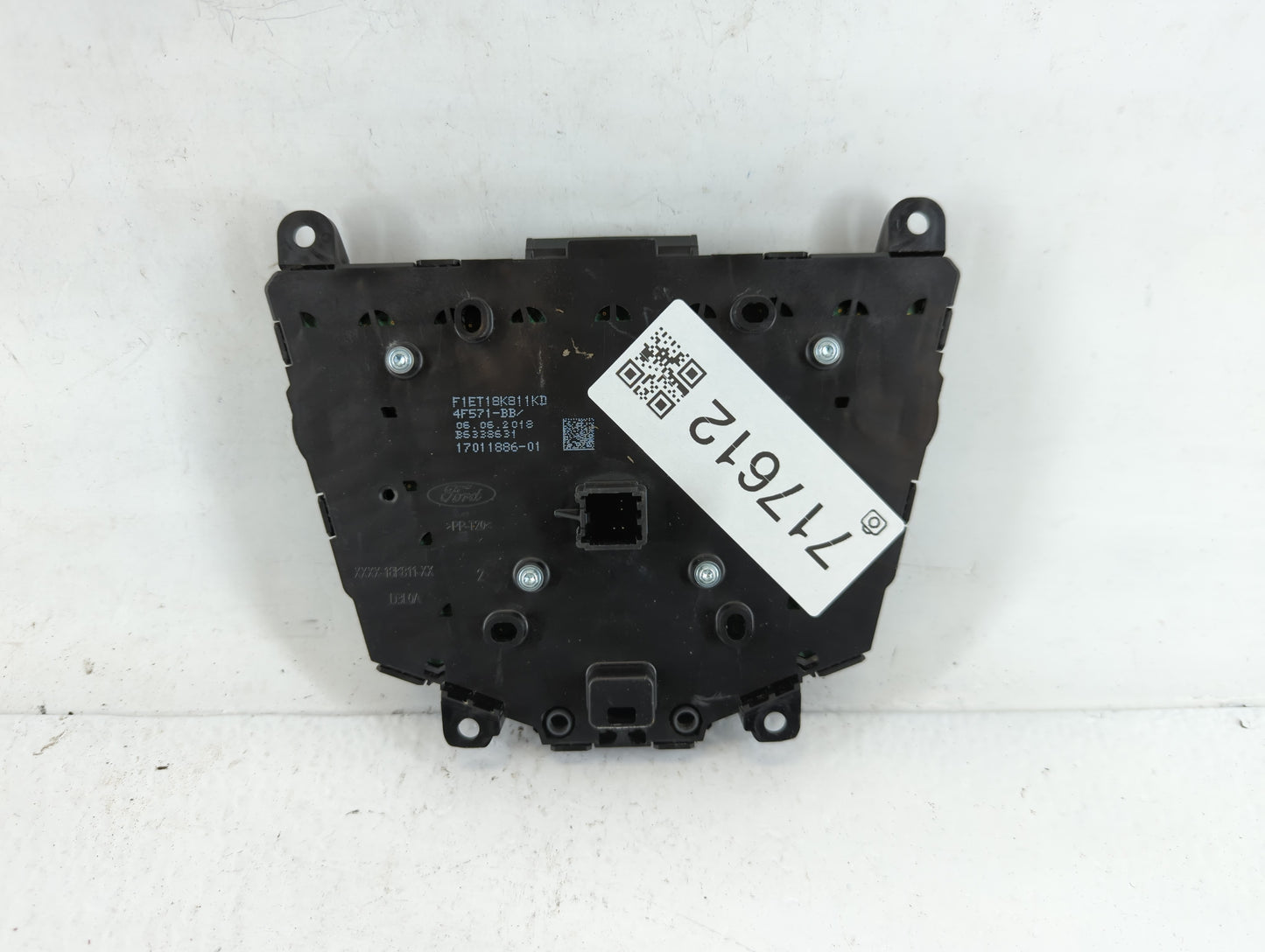 2017-2019 Ford Escape Radio Control Panel - Oemusedautoparts1.com