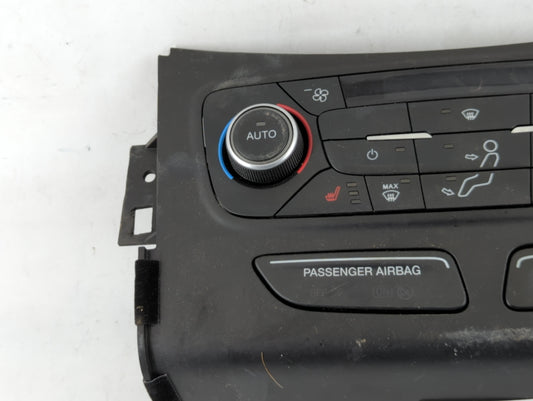 2018-2019 Ford Escape Climate Control Module Temperature AC/Heater Replacement P/N:GJ5T-18C612-CJ Fits Fits 2018 2019 OEM Used Auto Parts