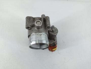 2017-2019 Ford Escape Throttle Body P/N:DS7G-9F991-BB B18 117 4983 Fits Fits 2014 2015 2016 2017 2018 2019 2020 OEM Used Auto Parts