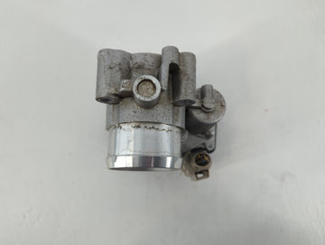 2017-2019 Ford Escape Throttle Body P/N:DS7G-9F991-BB B18 117 4983 Fits Fits 2014 2015 2016 2017 2018 2019 2020 OEM Used Auto Parts