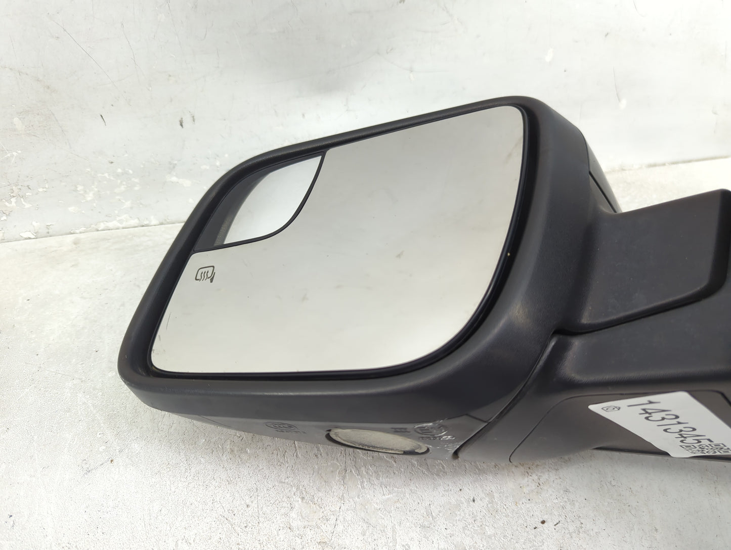 2018 Ford Explorer Driver Side View Mirror - Left Door Mirror OEM Used - Oemusedautoparts1.com