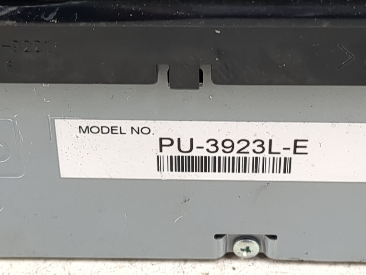 2018 Ford Explorer Radio AM FM Cd Player Receiver Replacement P/N:PU-3923L-E JB5T, S6YKB Fits OEM Used Auto Parts - Oemuseda