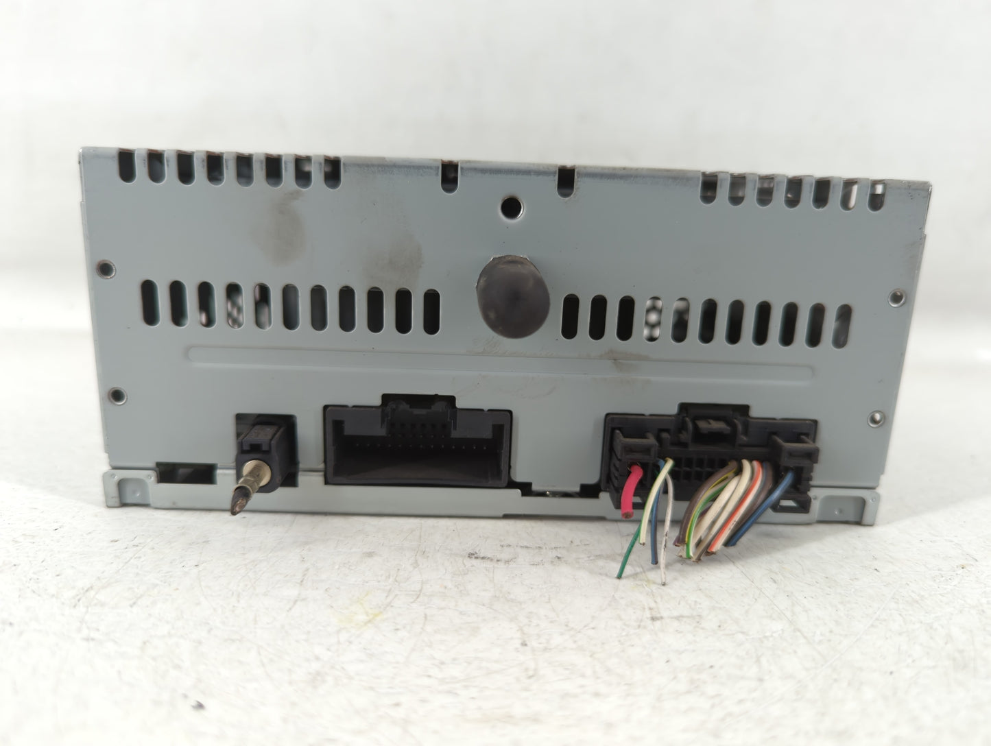 2018 Ford Explorer Am Fm Cd Player Radio Receiver - Oemusedautoparts1.com